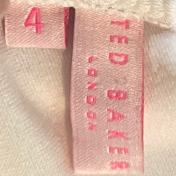 Ted Baker Cirana Bandeau one piece swimsuit. Material elastane and polyamide - Picture 9 of 10